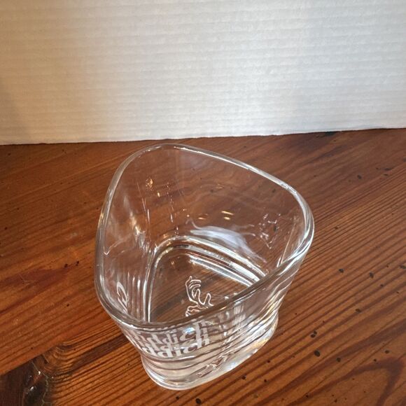 Glenfiddich Etched Embossed Stag Head Triangle Scotch Whiskey Glass - Picture 8 of 9